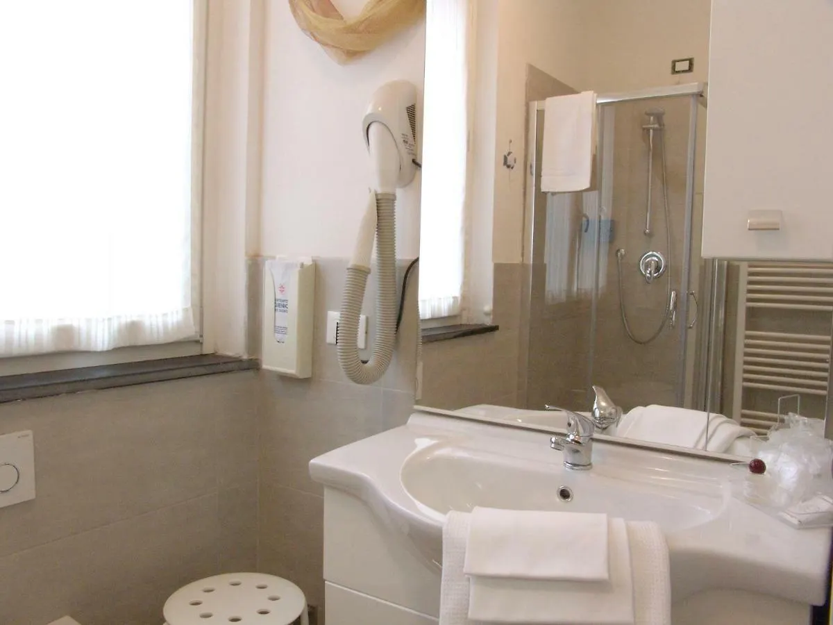 Le Onde Hotel Levanto 0*,  Italy